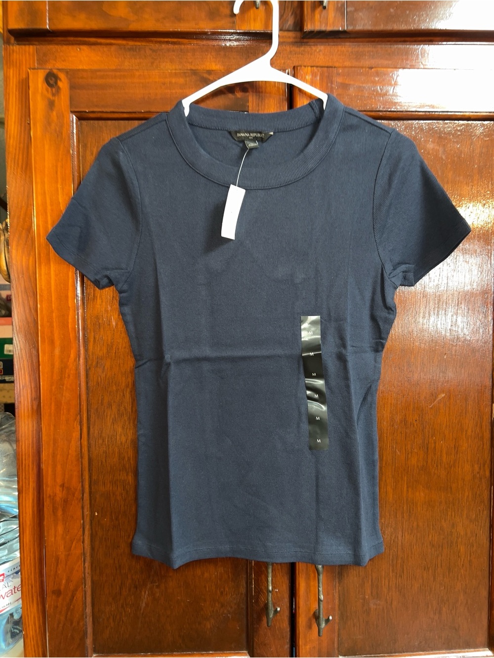 Women’s size medium banana, republic factory, navy blue crew, ribbed shirt NWT